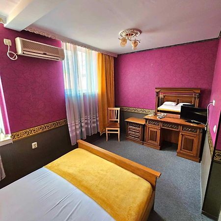 Hotel Izvora Ruse Extérieur photo