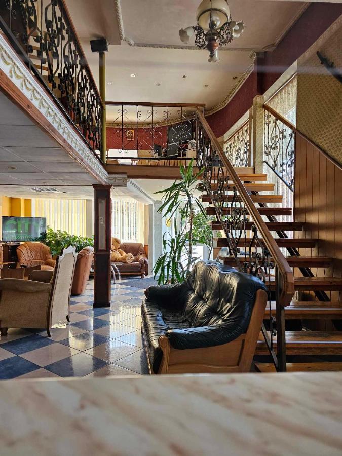 Hotel Izvora Ruse Extérieur photo