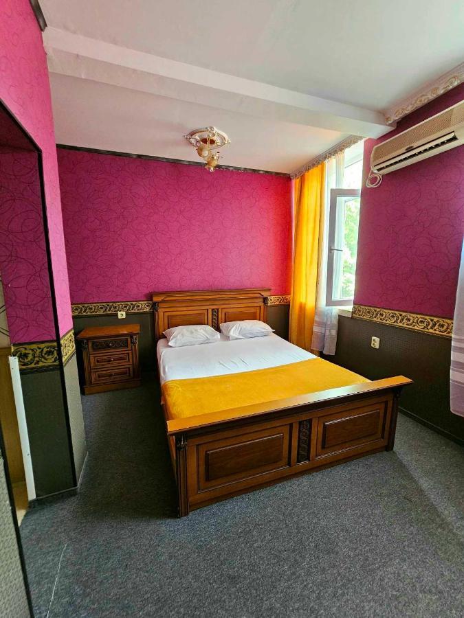 Hotel Izvora Ruse Extérieur photo